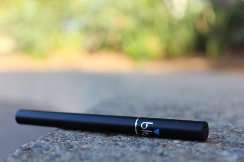 boutique-ST CEZAIRE SUR SIAGNE-min_e_cigarette_vaping_blu_cigs_blu_electronic_cigarette_tobacco_cigarette_smoke-637061
